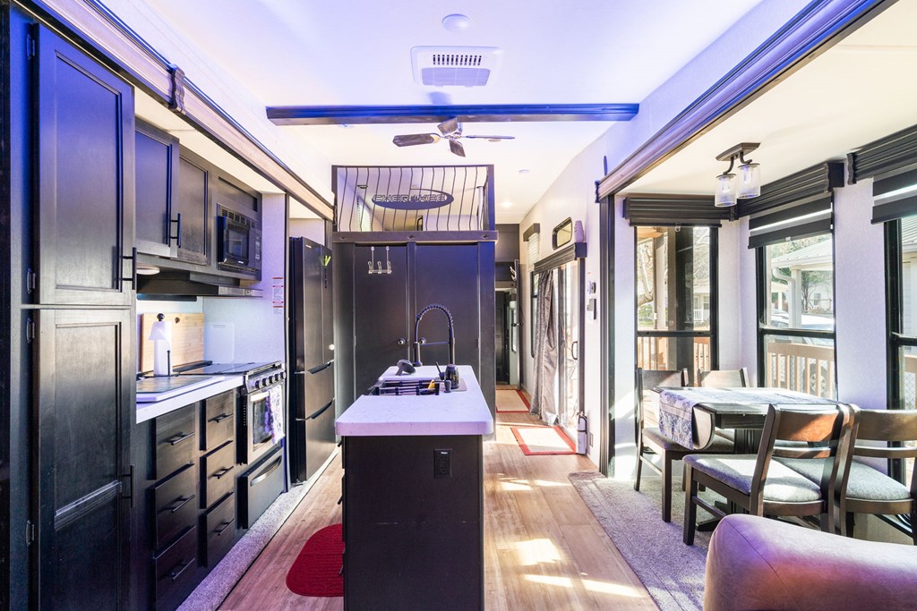 420555 Hiawassee Residential