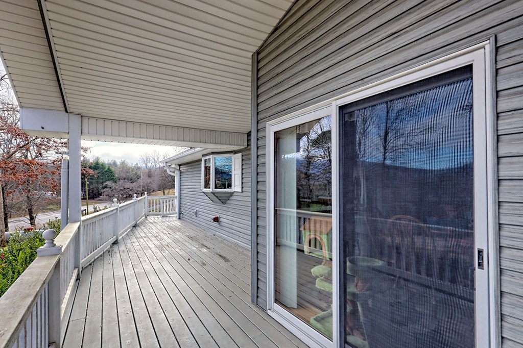 420559 Young Harris Residential