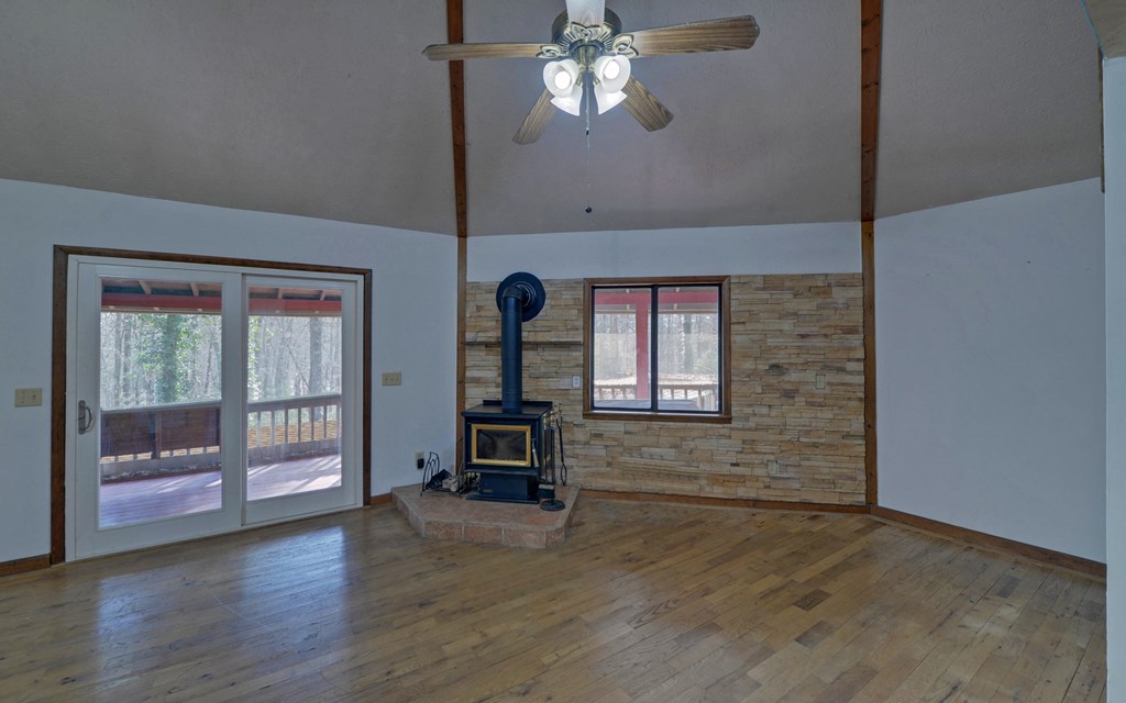 420560 Blue Ridge Residential