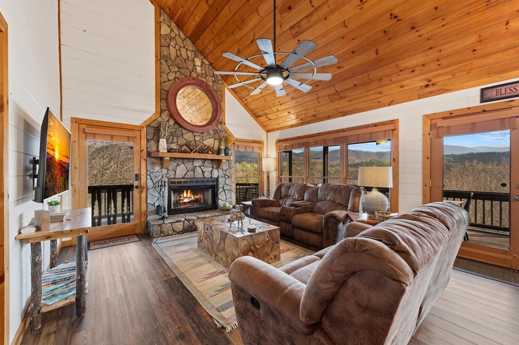 420562 Blue Ridge Residential