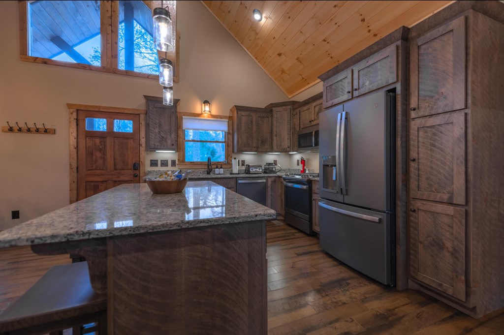 420566 Ellijay Residential