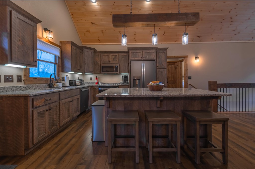 420566 Ellijay Residential