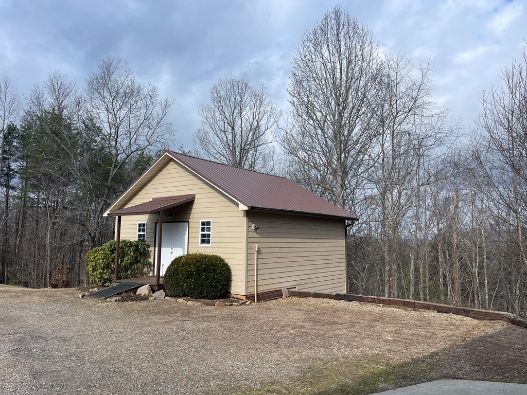 420570 Warne Residential