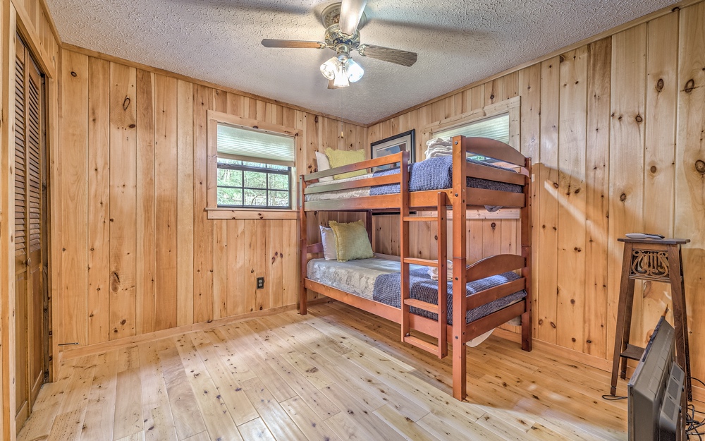 420579 Suches Residential