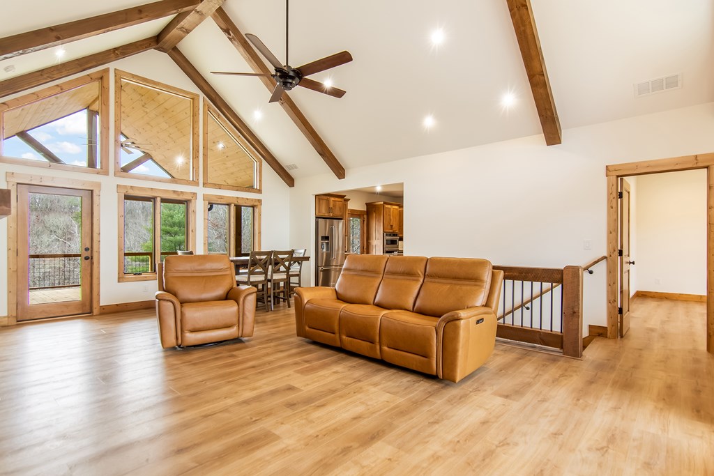 420585 Talking Rock Residential