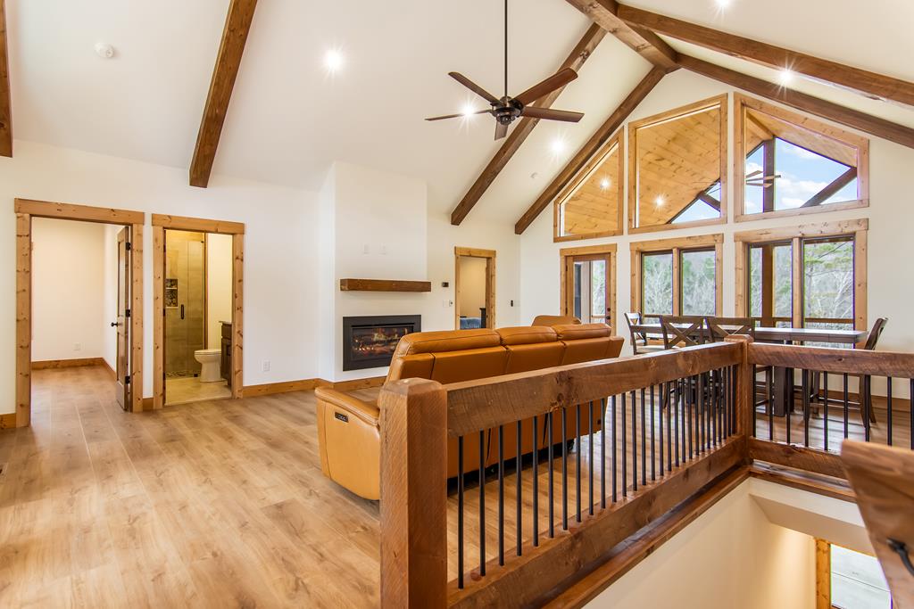 420585 Talking Rock Residential