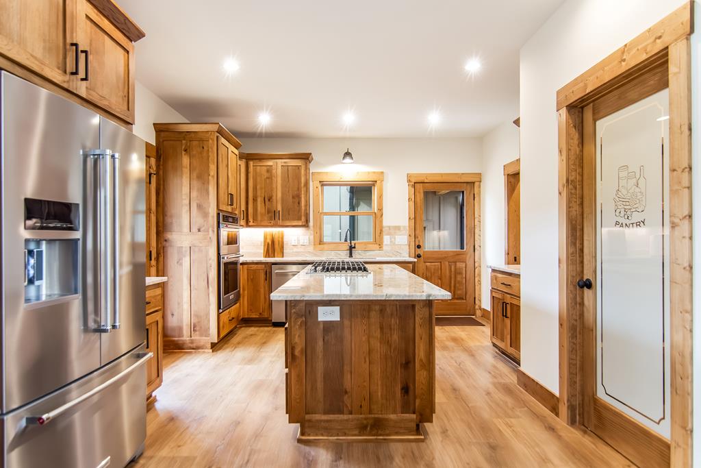 420585 Talking Rock Residential