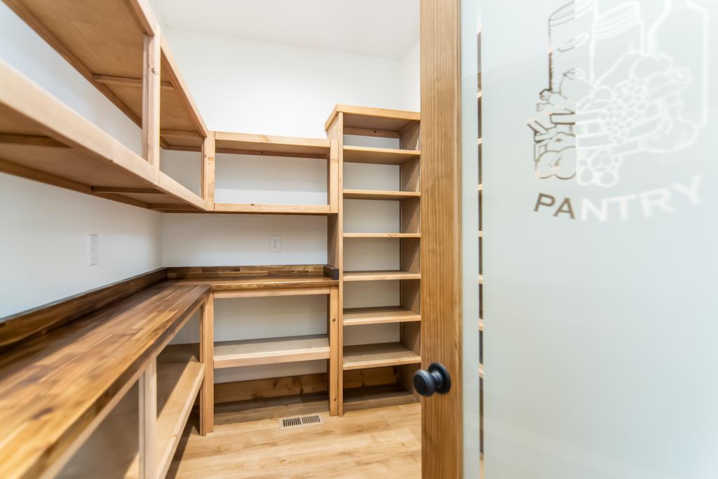 420585 Talking Rock Residential