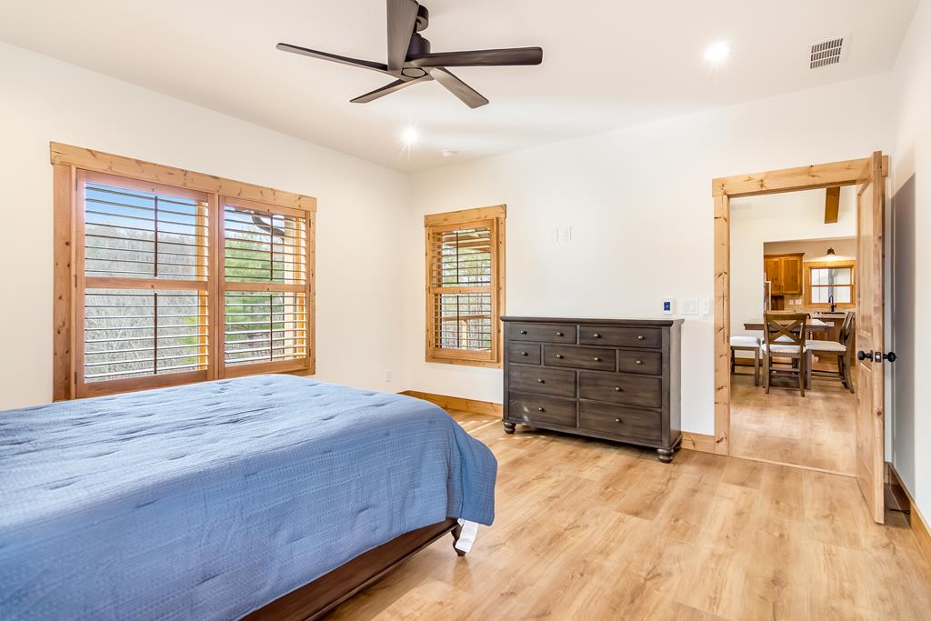 420585 Talking Rock Residential