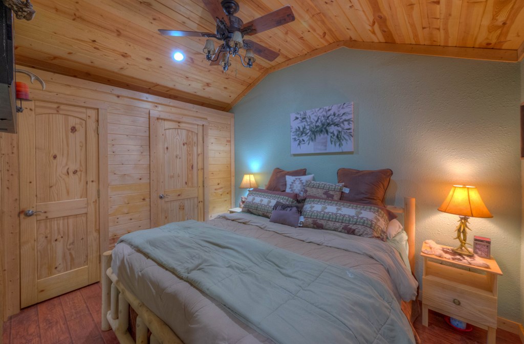 420587 Murphy Residential