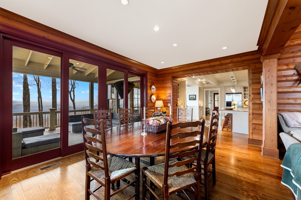 420590 Murphy Residential