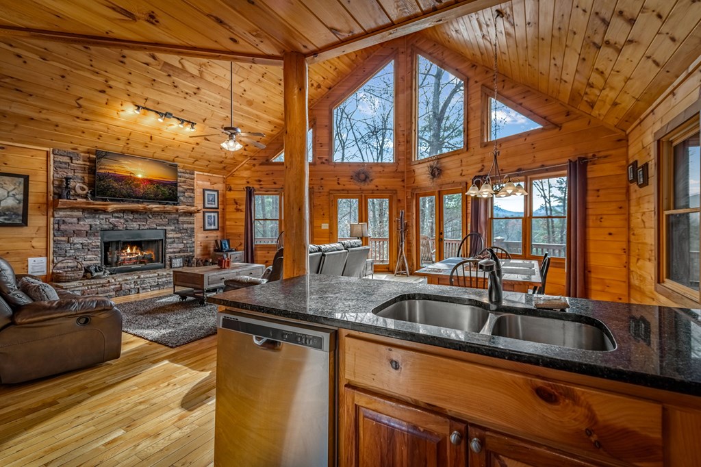 420591 Blue Ridge Residential