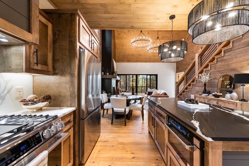 420592 Blue Ridge Residential