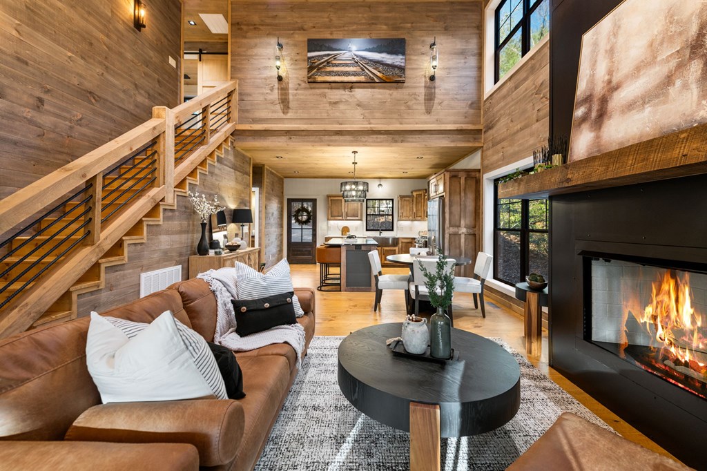 420592 Blue Ridge Residential