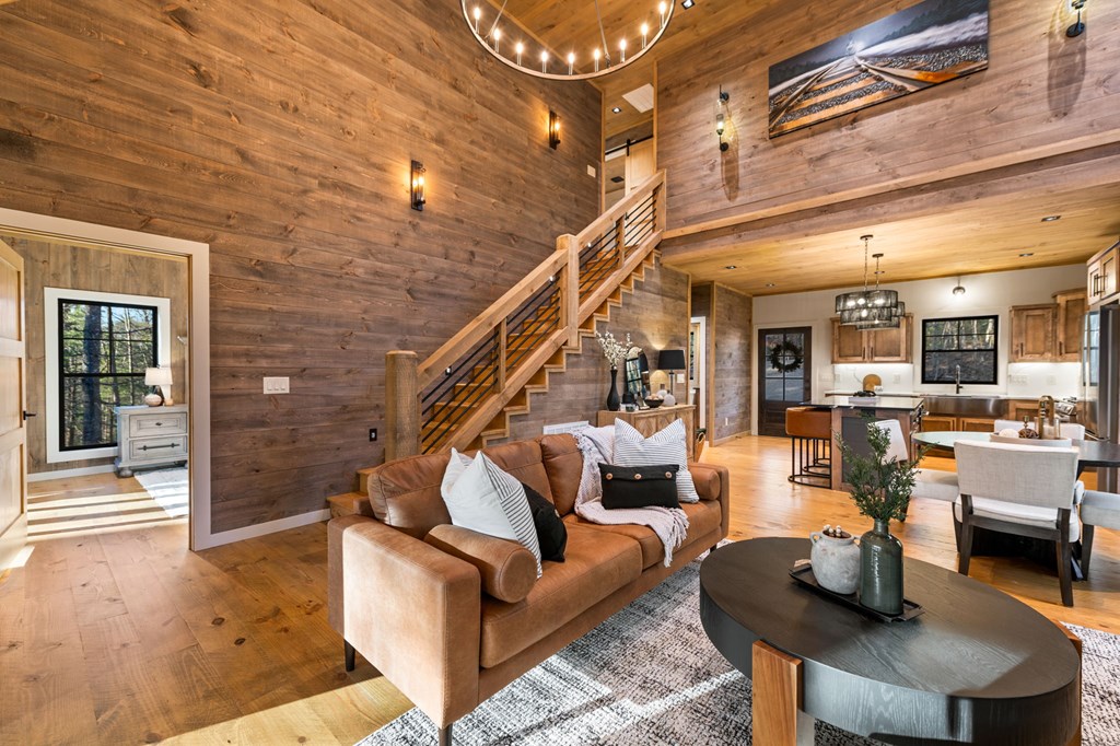 420592 Blue Ridge Residential