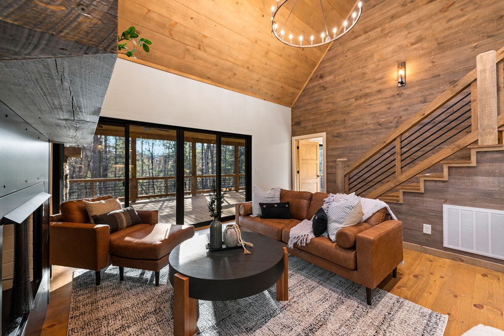 420592 Blue Ridge Residential