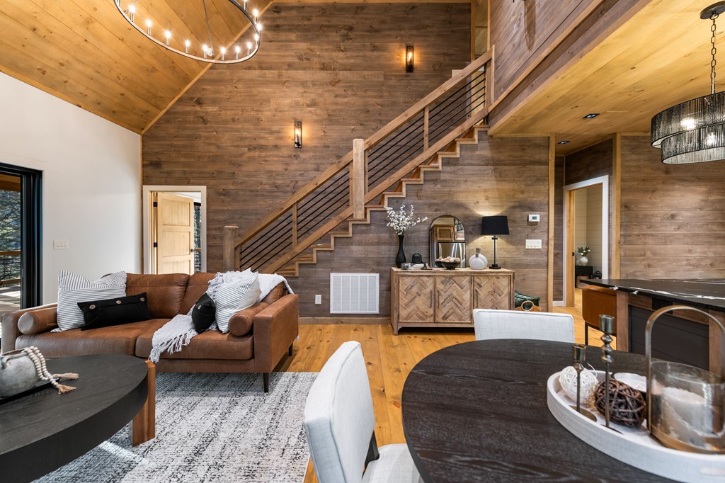 420592 Blue Ridge Residential