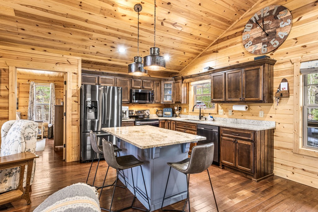 420594 Murphy Residential