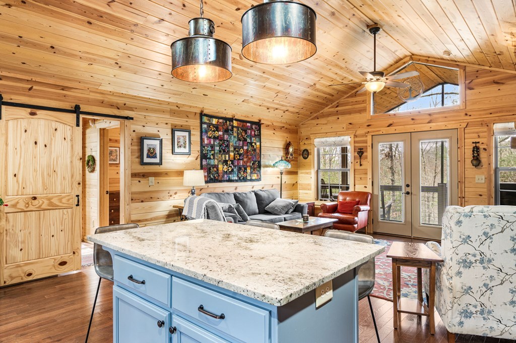 420594 Murphy Residential