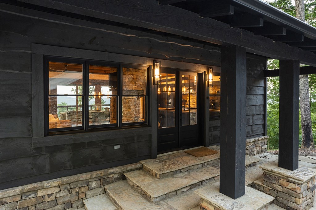 420600 Morganton Residential