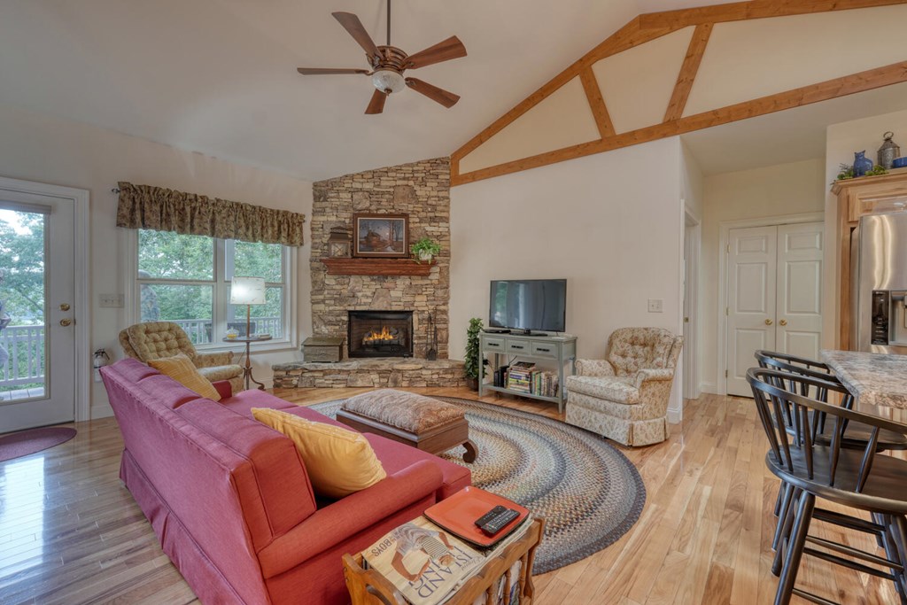 420615 Hiawassee Residential