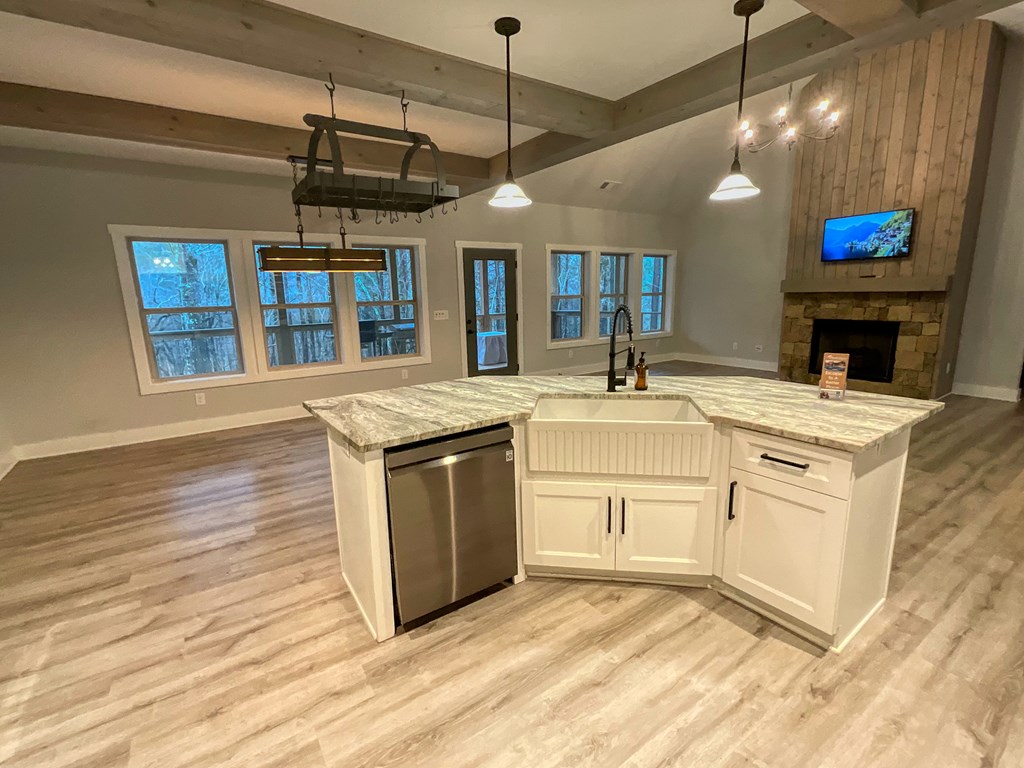 420633 Ellijay Residential