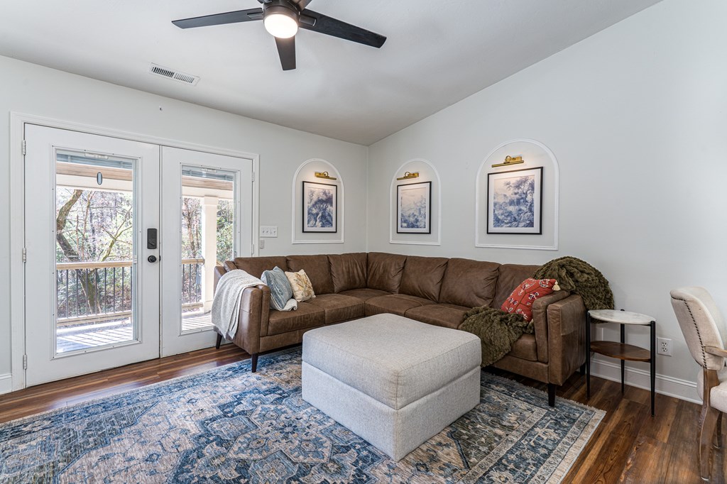 420636 Murphy Residential