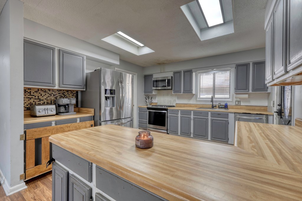 420646 Hayesville Residential