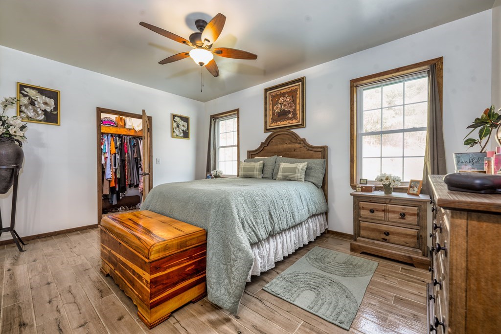 420648 Topton Residential