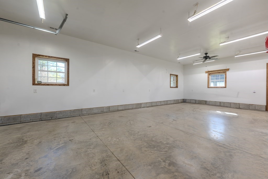 420648 Topton Residential