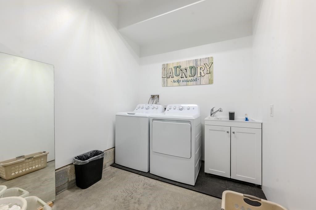 420648 Topton Residential