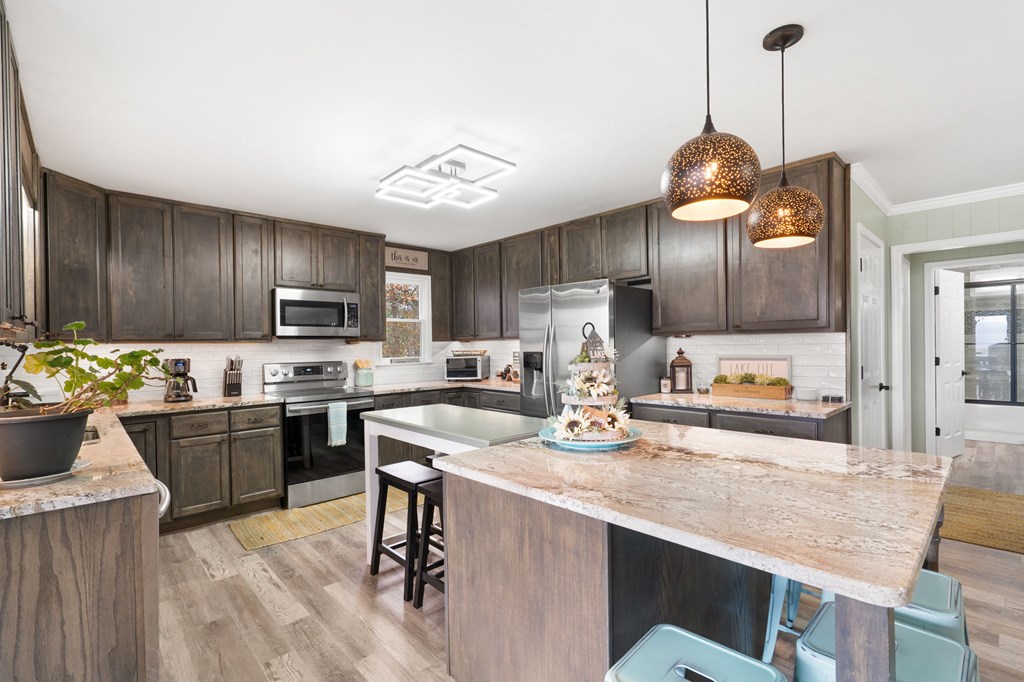 420653 Young Harris Residential