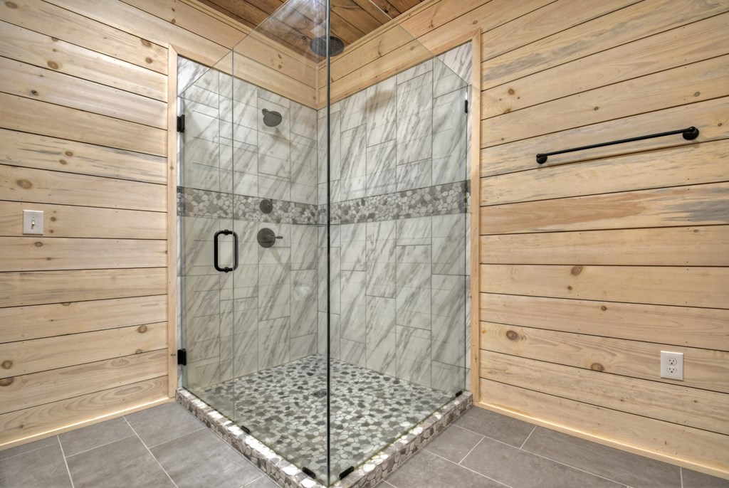 420659 Mineral Bluff Residential