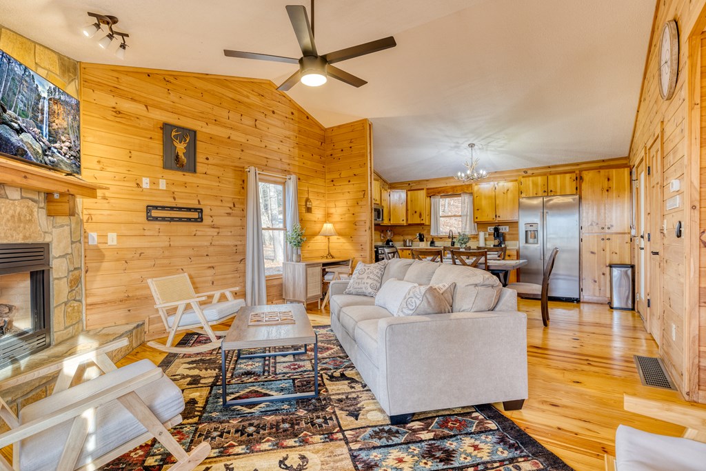 420660 Blue Ridge Residential