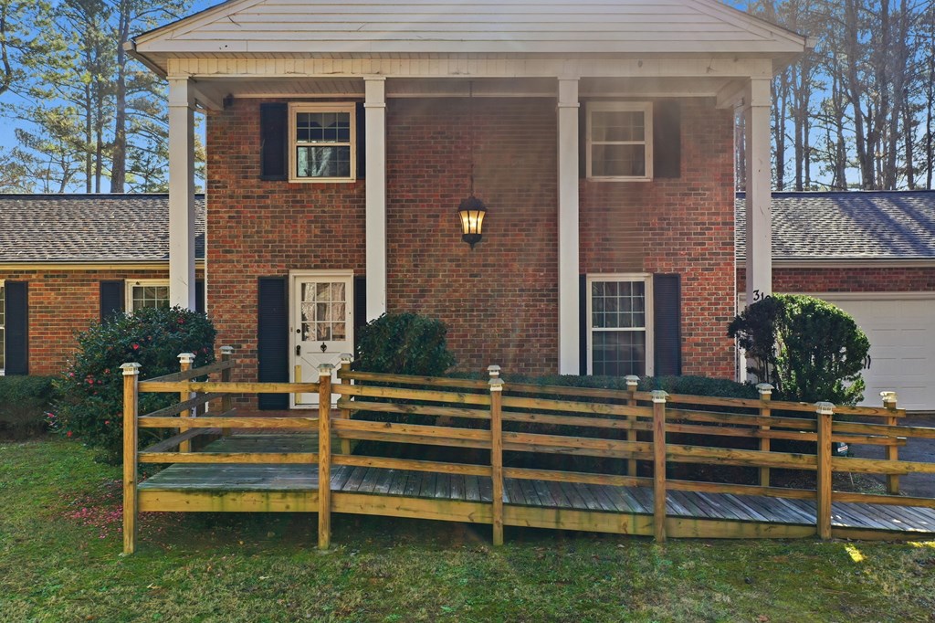 420665 Pickens Residential