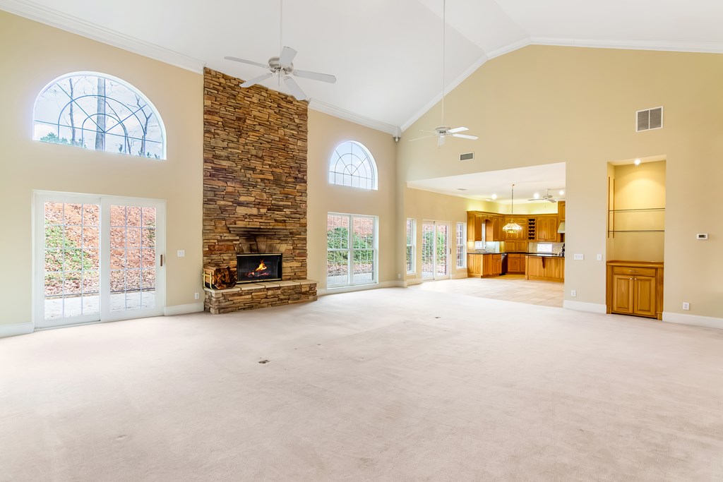 420678 Ball Ground Residential