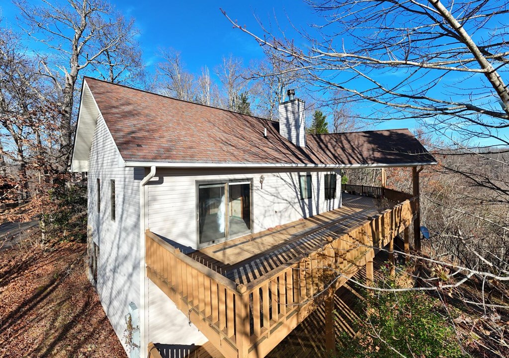 420693 Young Harris Residential