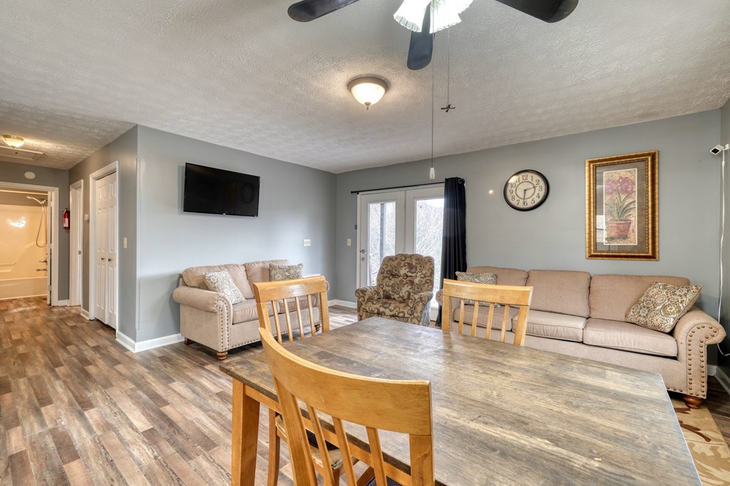 420694 Hiawassee Residential