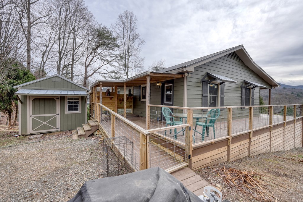 420694 Hiawassee Residential