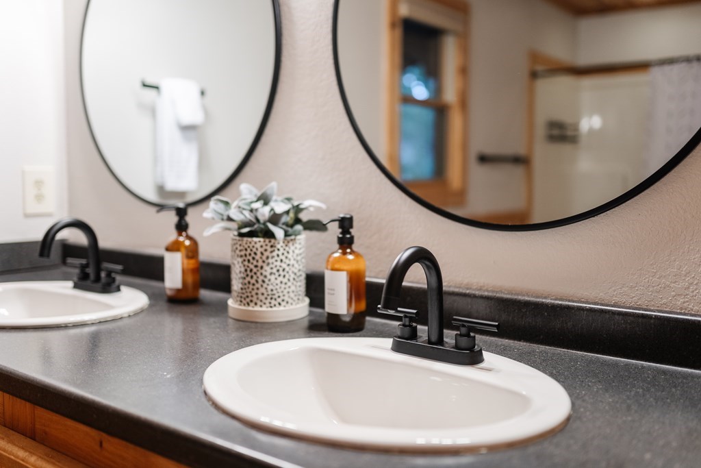 420695 Morganton Residential