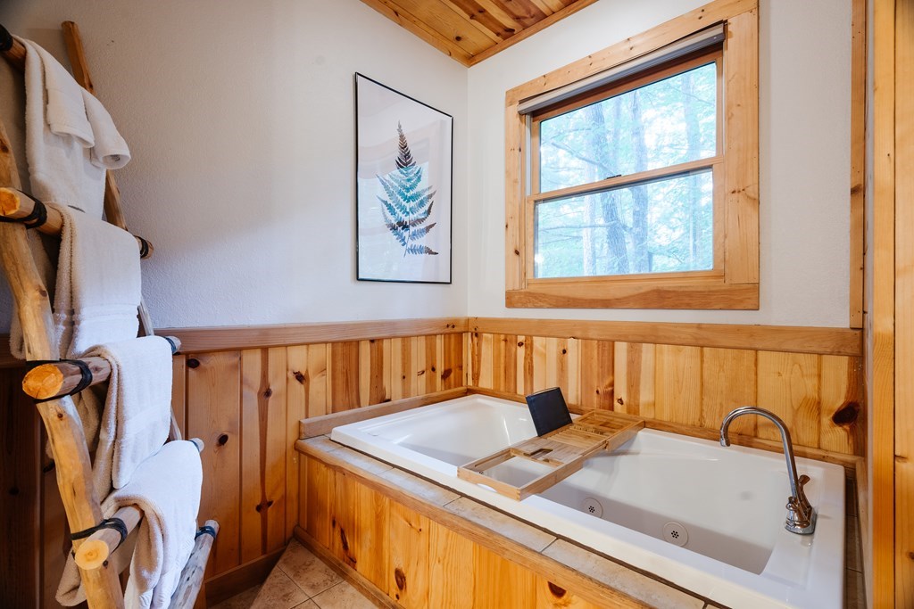 420695 Morganton Residential