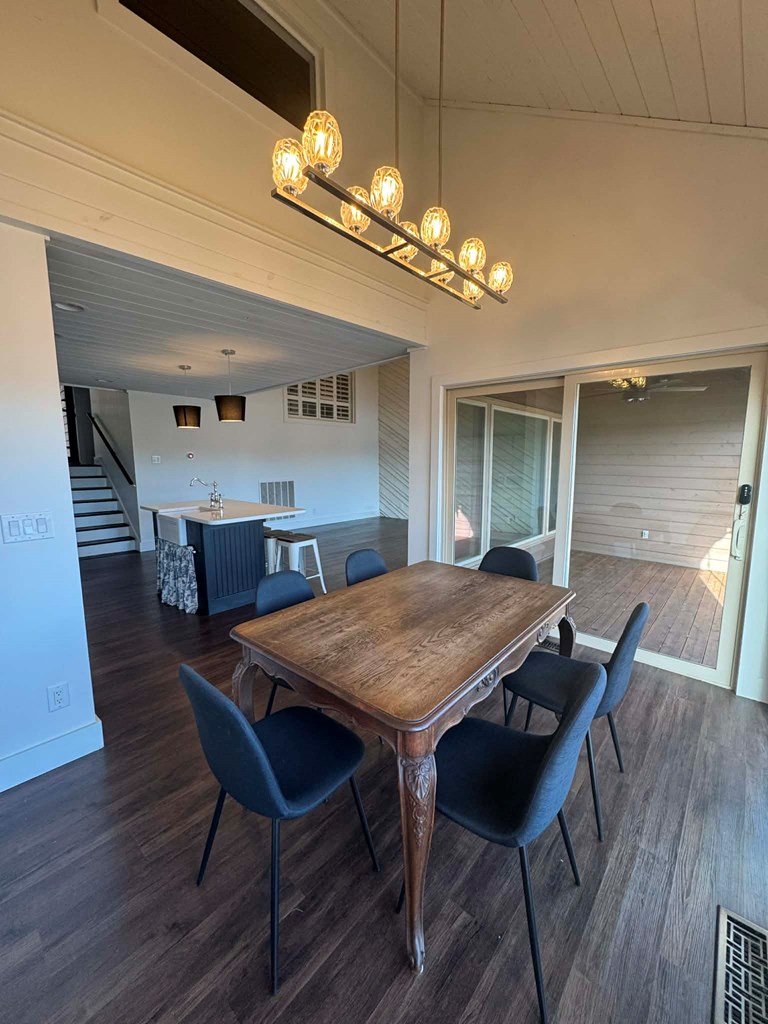 420704 Murphy Residential