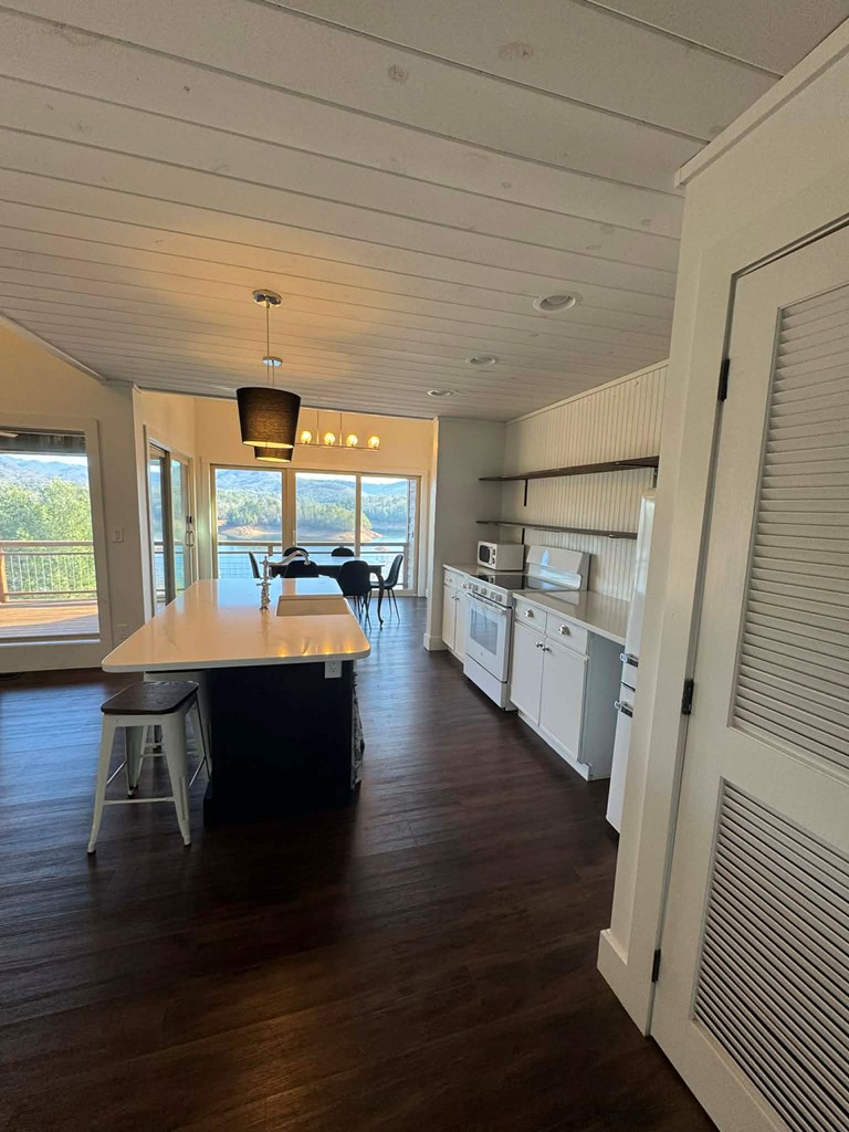 420704 Murphy Residential