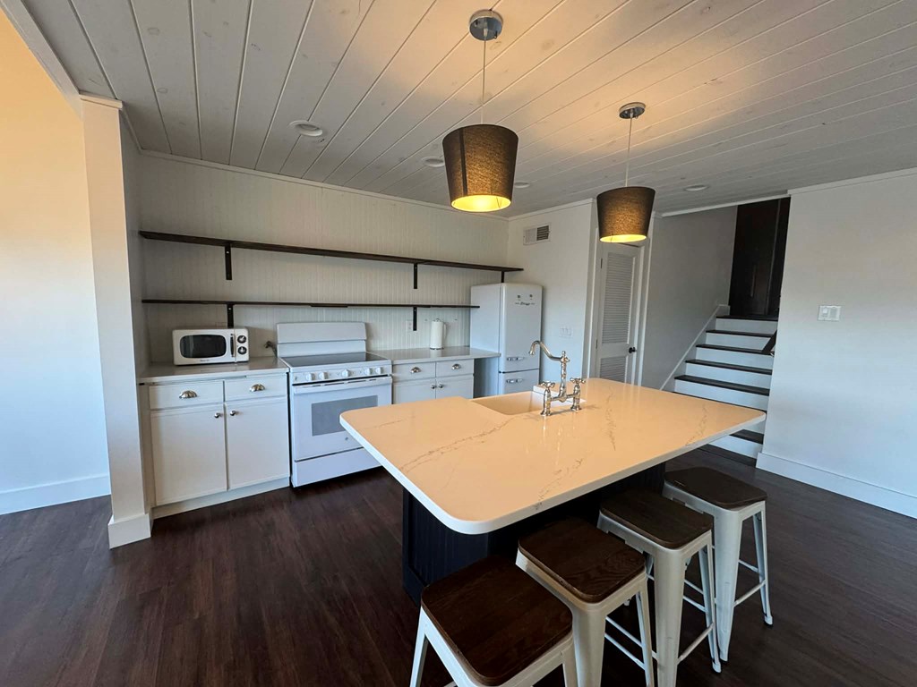 420704 Murphy Residential