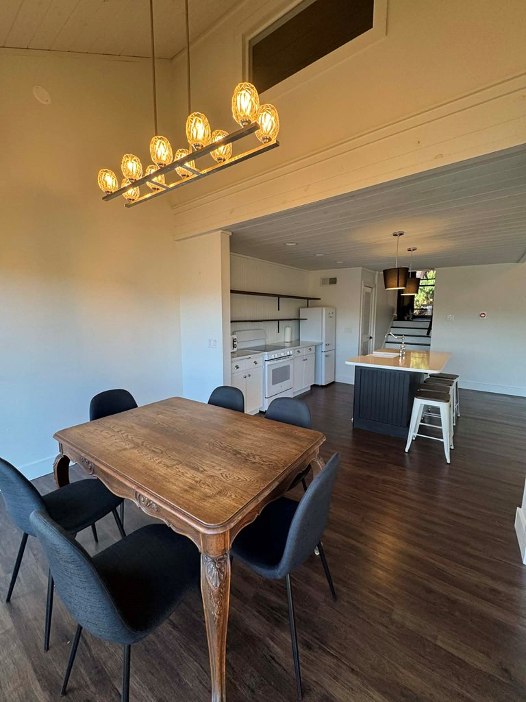 420704 Murphy Residential