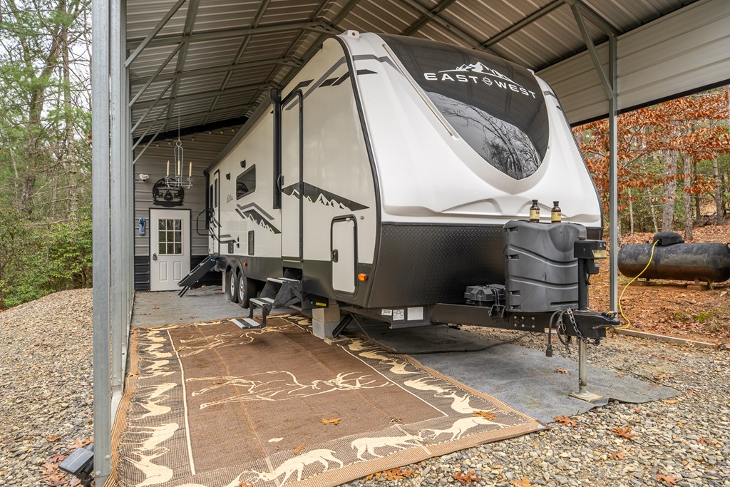 420706 Blairsville Residential