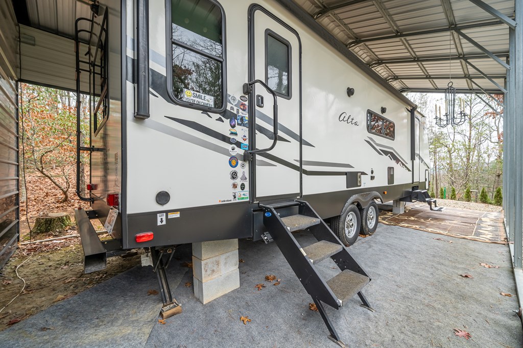 420706 Blairsville Residential