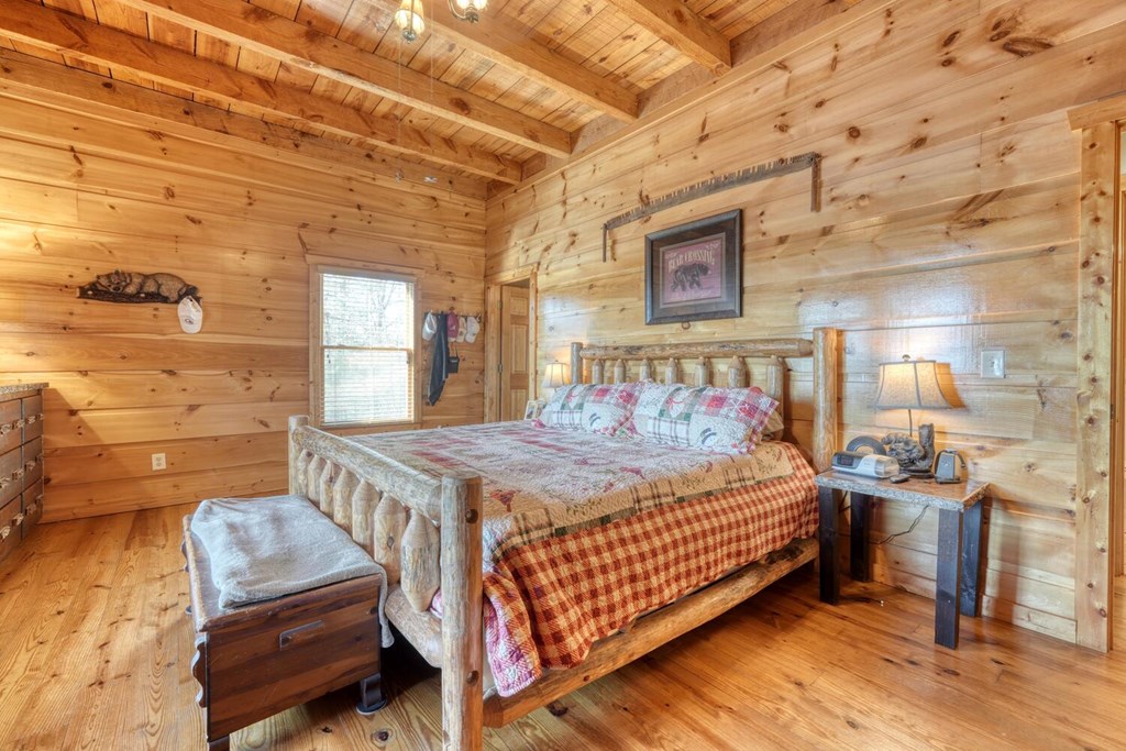 420707 Young Harris Residential