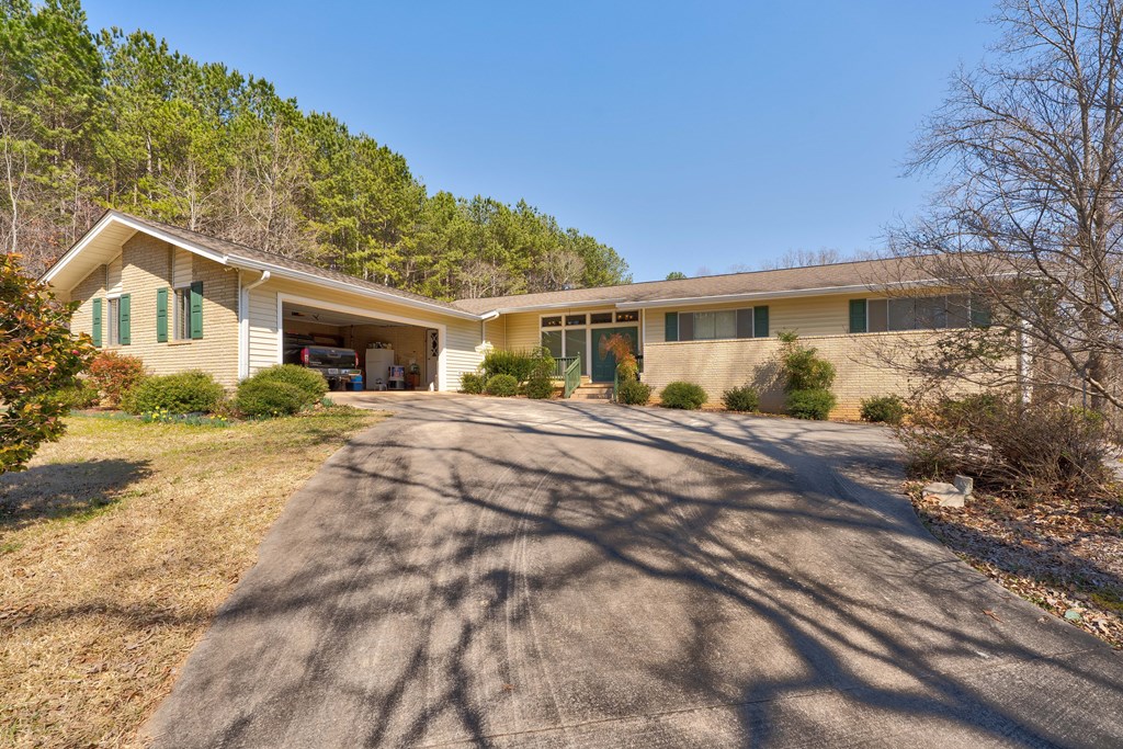 420721 Dawsonville Residential