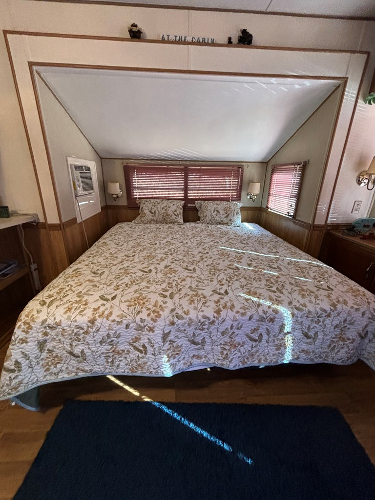 420734 Hayesville Residential